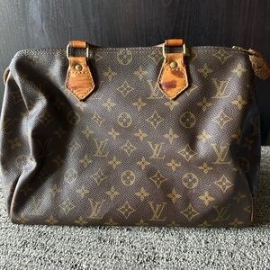 Louis Vuitton Speedy